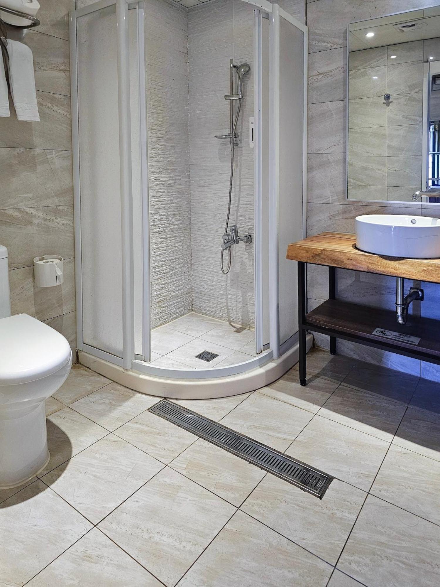 Herb Art Hotel Luodong Luaran gambar